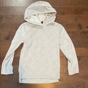 Kids Gray Hooded Sweatshirt size 6/7 ⭐️2 for 12⭐️
